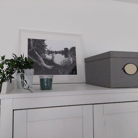Gemuetliches, Voll Ausgestattetes Apartment Halle  ภายนอก รูปภาพ