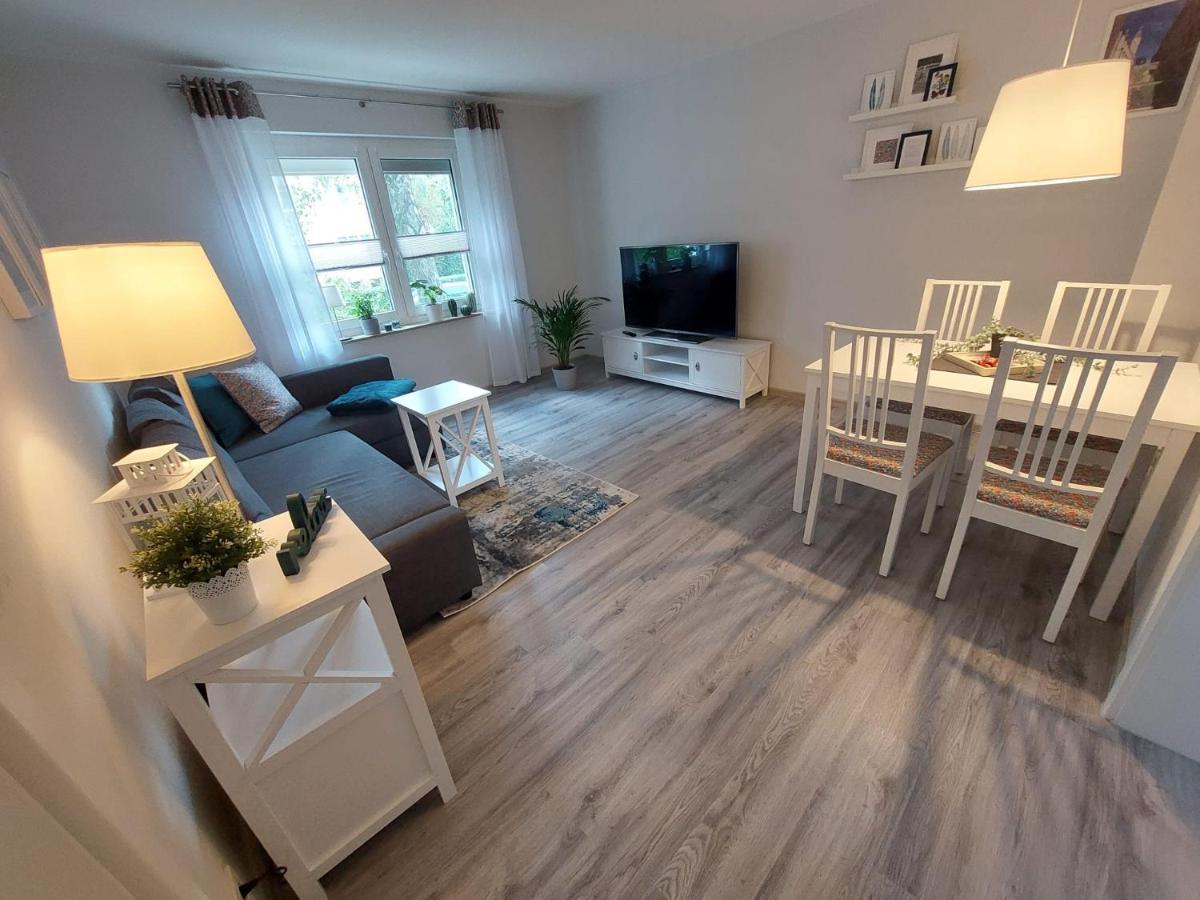 Gemuetliches, Voll Ausgestattetes Apartment Halle  ภายนอก รูปภาพ